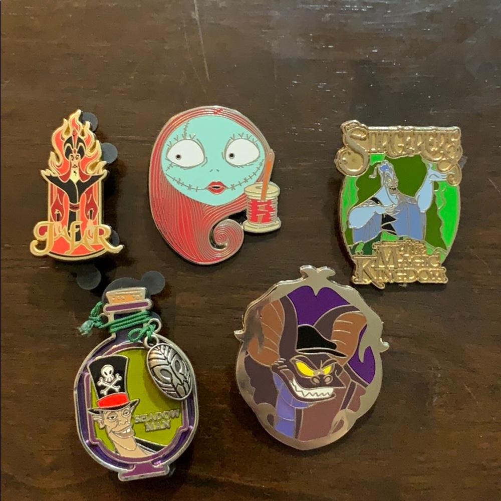 Disney Villains Pins